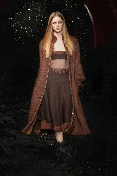 Look 1